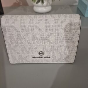 Michael Kors Monogram Wallet